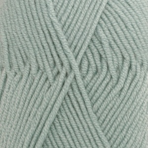 DROPS Merino Extra Fine Uni Colour garn - 50g - Ljust grågrön (15)