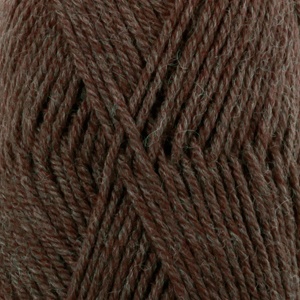 DROPS Karisma Uni Colour garn - 50g - Mörk brun (56)